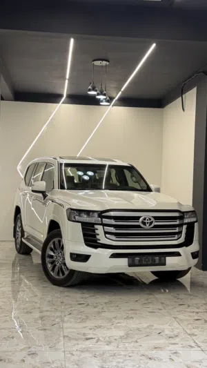Used Toyota Land Cruiser in Al Batinah