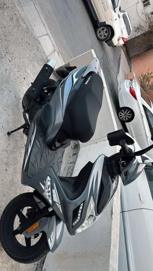 R8 مهدي 2025