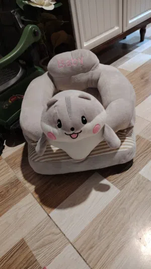 سياره حجم وسط   جديده نضيفه
