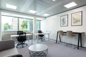 Private office space for 3 persons in Muscat, Qurum City Centre