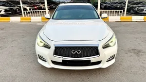 Infiniti Q50 2.0