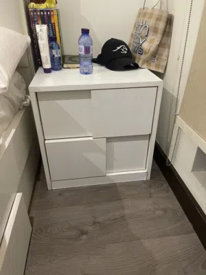 طاولة جانبية  Side Table