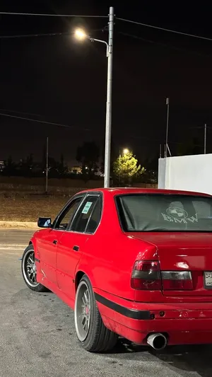 BMW 520 e34 sedan