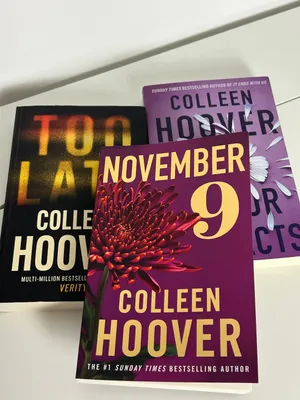 للبيع 3 روايات للكاتبة الشهيرة Colleen Hoover باللغة الإنجليزية
