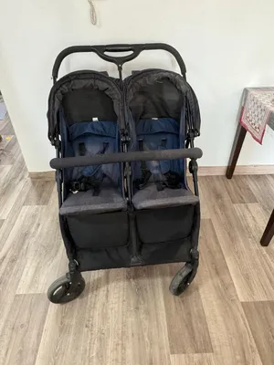 Very lighlty used stroller