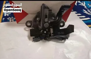 قفل غطاء البونيت  (الكبوت)