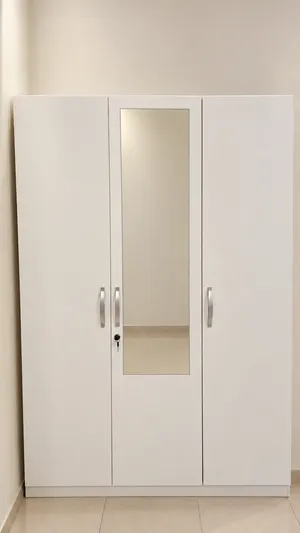 White color wardrobe. Size 118/183. Pick up from Juffair
