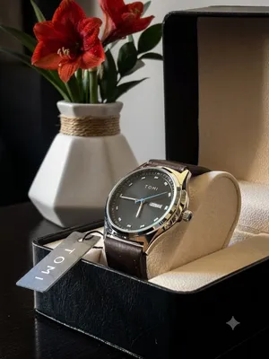 ساعة ماركة TOMI جديدة كليًا