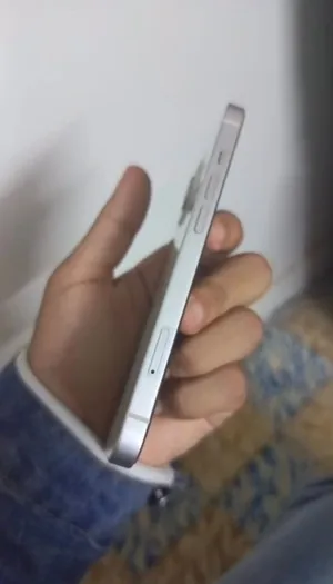 Apple iPhone 13 ابل ايفون 13عادي