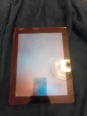 Apple iPad 4 GB in Tripoli