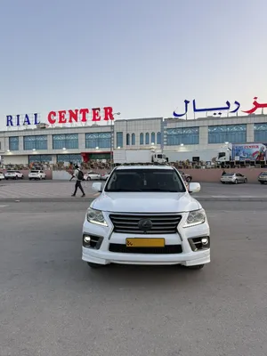 للبيع لكزس LX570 خليجي وكالة عمان (سعود بهوان) رقم 1 اعلى مواصفات بممشى بسيط بحالة ممتازة