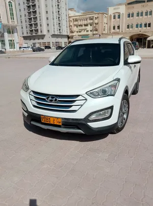 Used Hyundai Santa Fe in Dhofar