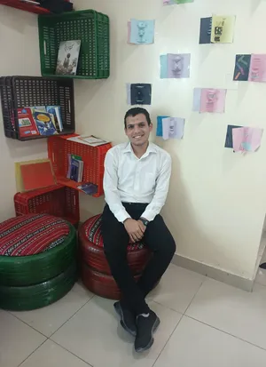 معلم رياضيات  حاصل على تمهيدى ماجستير فى طرق تدريس الرياضيات