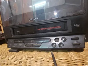 ORION Vintage Portable TV+VHS Video Recorder/ Player working