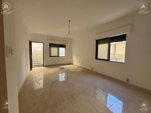 شقة * فارغة * للايجار * جديد لم يسكن * 3 نوم * ضاحية الرشيد