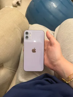 iPhone 11 بحالة ممتازة