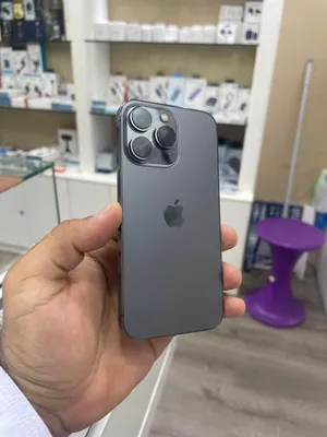 iPhone 13 pro بحالة جديدة و مع ضمان