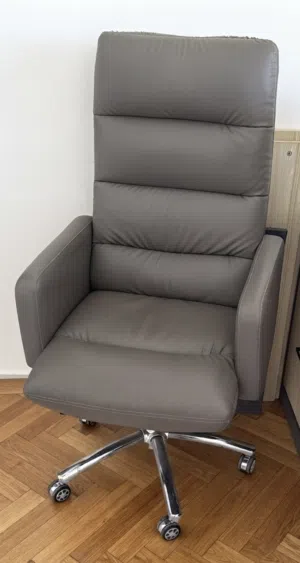 Set of 2: Premium High Back Leather Executive Swivel Chairs