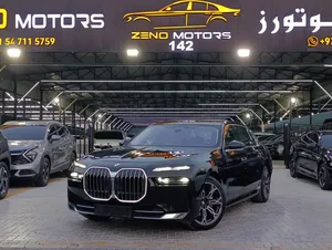 BMW 735i 2025 خليجي
