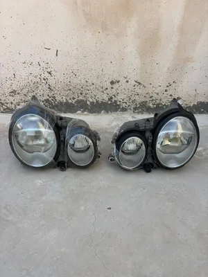 اضويه مرسيدس زينون W210 موديل 2001
