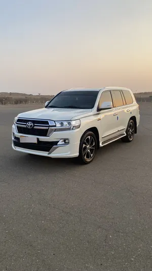 لاند كروزر 2021 GXR V8