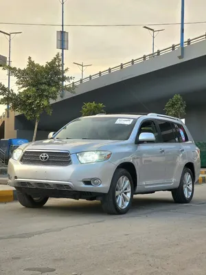 New Toyota Highlander in Sana'a