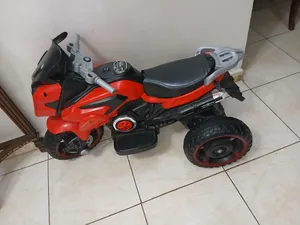 دراجه أطفال بحاله الجديد