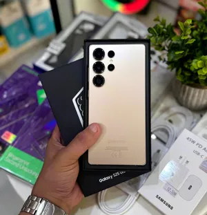 عرض خاص : Samsung S25 ultra 256gb شريحتين شرق أوسط مع ضمان و ملحقات و بأقل سعر