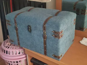 Vintage-Style Upholstered Storage Trunk Ottoman – BHD 6