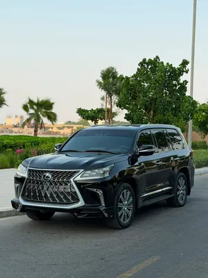 Used Lexus LX in Ajman