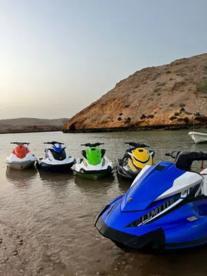 يتوفر رحله خاصه لخمس اشخاص و اكثر وللكبلز