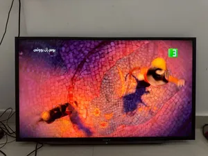 تيليفزيون سوني براڤيا 43 إنش، ممتاز، عليه خاصية اشتراك يوتيوب ونتفليكس ويمكن تحميل برنامج أندرويد