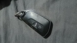 مفتاح اي دي 6 id6 للبيع اصلي