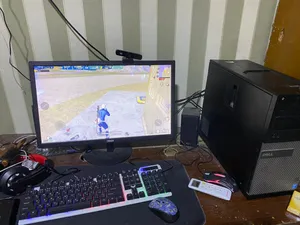حاسبه بيس نضيفه ماعرف بيها بس تخبل
