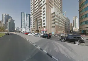 متوفر سكن شباب في شقة جديدة الخان - الشارقة (برج الواحة) أماكن متوفرة
