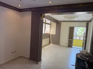 140 m2 3 Bedrooms Apartments for Sale in Giza Faisal