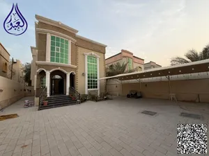 فيلا كبيرة مع حوش واسع للايجار السنوي بمنطقة المويهات 2 بالقرب من الطرق الرئيسية