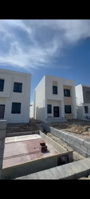 توين فيلا في السوادي بجميع الخدمات مساحه الأرض 300 مساحه البناء 200 بسعر 41 الف فلل راقيه