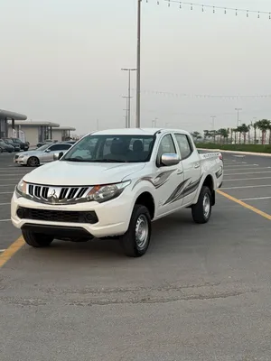 Mitsubishi L200 Pickup Double Cab 4WD – GCC Specs Model: 2016 Good Condition 136,000 km