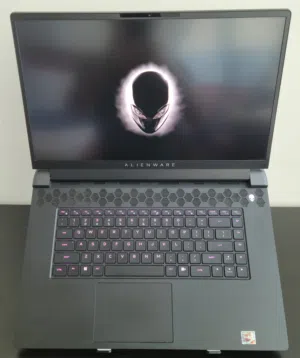 Alienware M17 R5 - 1TB SSD - 64GB RAM - Best condition