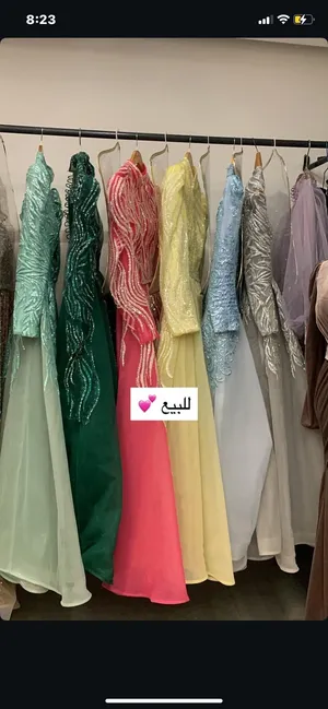 فساتين سواريه للبيع فري سايز الوان مميزه حاله الفساتين جيده جدا