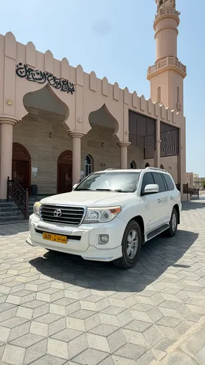 Used Toyota Land Cruiser in Al Batinah