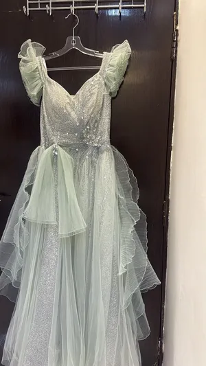فستان سهرة فخم