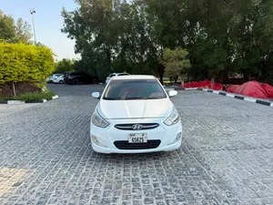 2017 Hyundai Accent GCC, original paint, first owner, two agency keys