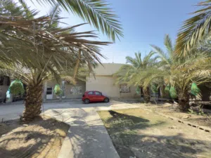 بيت في شط العرب مقابل بوابة مجمع هلال سلافا السكني