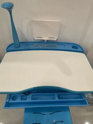 مكتب دراسة Study desk