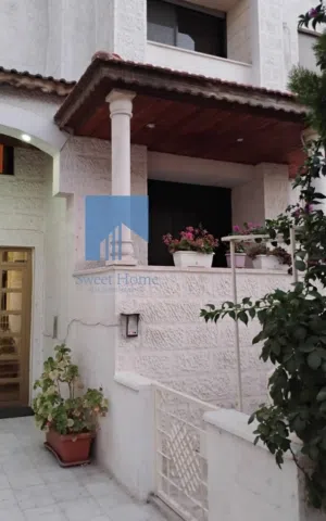 170 m2 3 Bedrooms Apartments for Sale in Amman Abdoun