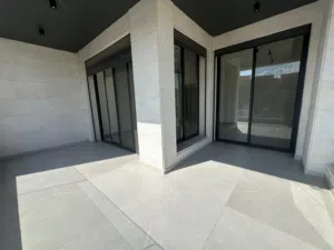 250 m2 3 Bedrooms Apartments for Sale in Amman Abdoun