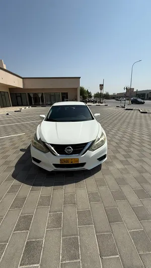 Used Nissan Altima in Al Batinah