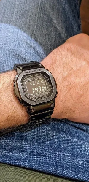 Casio G-Shock B 5000 إصدار خاص